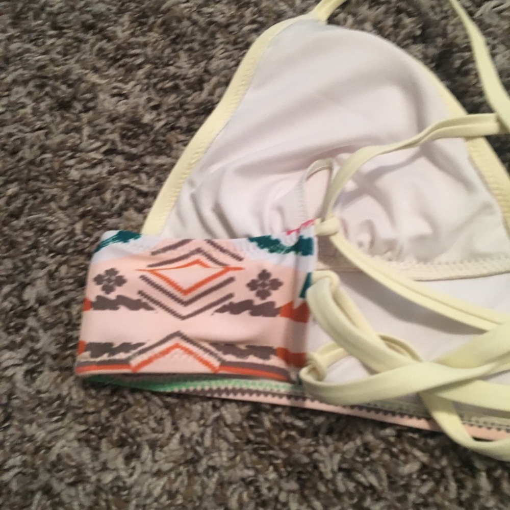 SWIM TOP - Picture 4 of 5